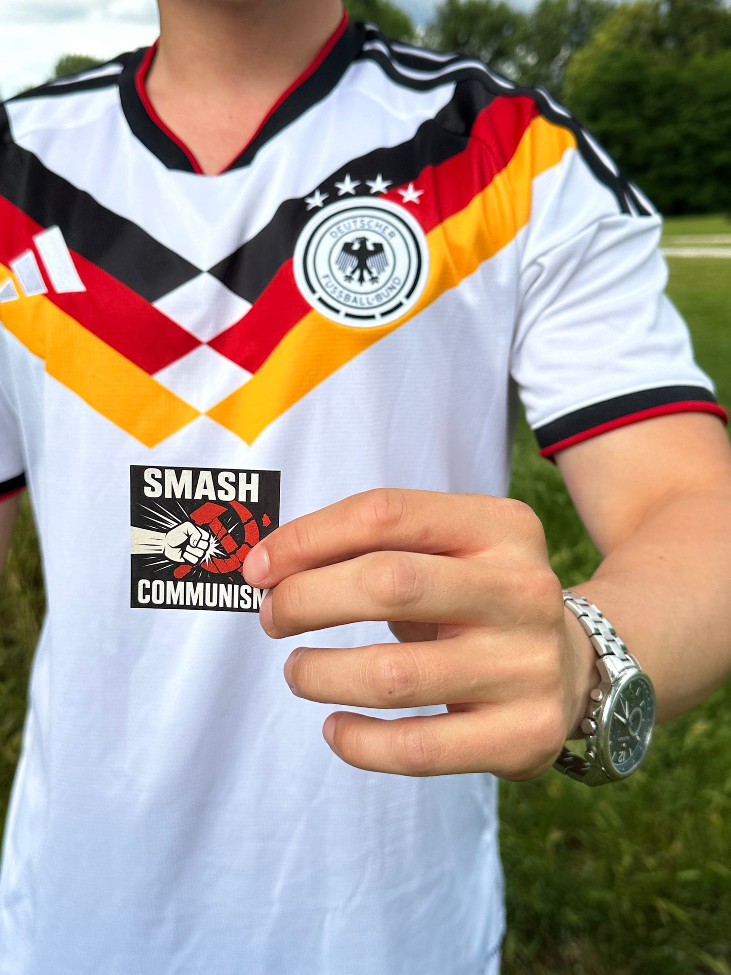 Smash Communism - Aufkleber