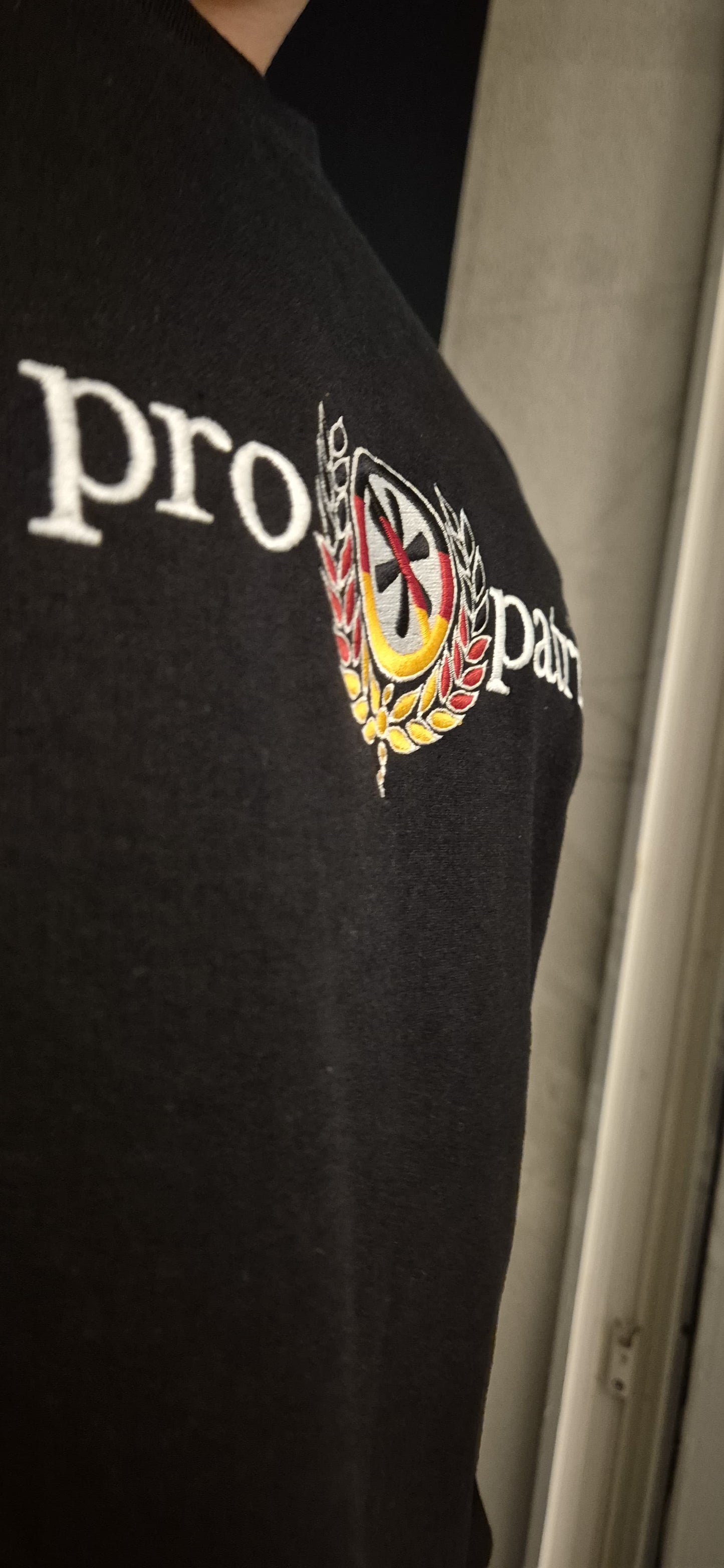 Sweater - Pro Patria (dunkel)