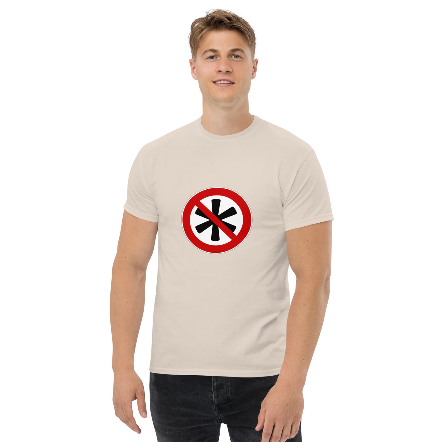 Klassisches Herren-T-Shirt Logo auf der Brust