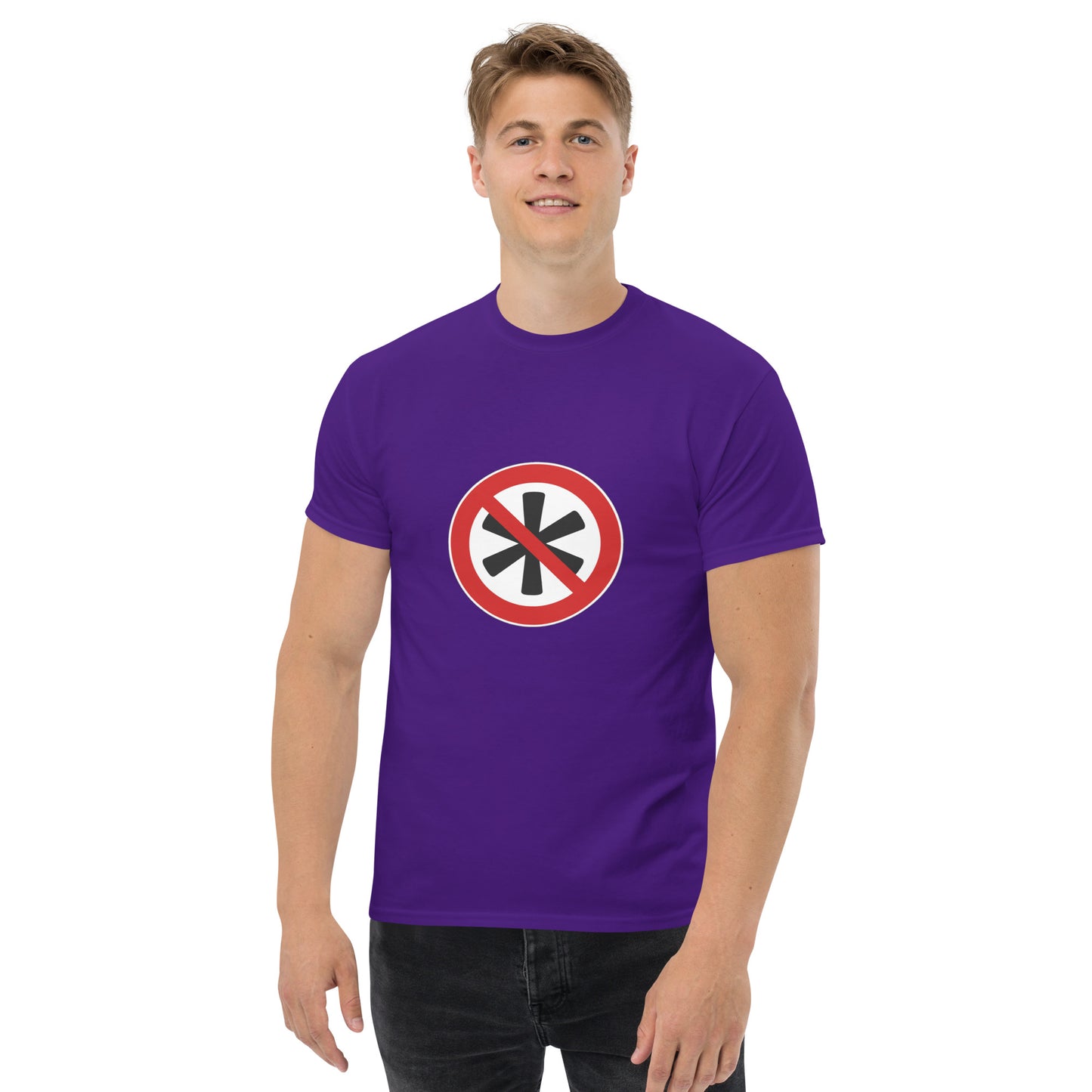 Klassisches Herren-T-Shirt Logo auf der Brust